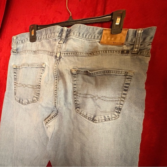 Lucky Brand Men's Denim Jeans in Light Blue - Picture 7 of 12